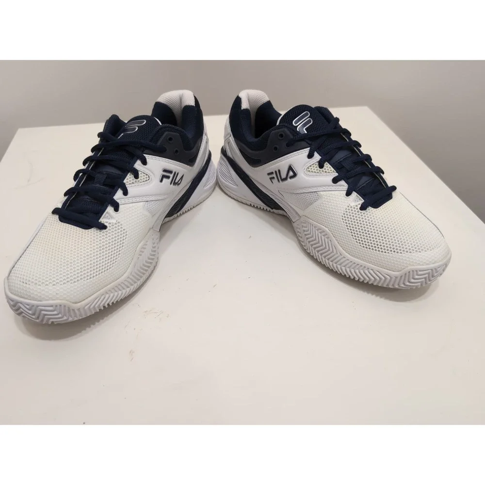 NWOB Fila Veloce Tennis Sneaker Athletic White and Navy Women's Size 9.5